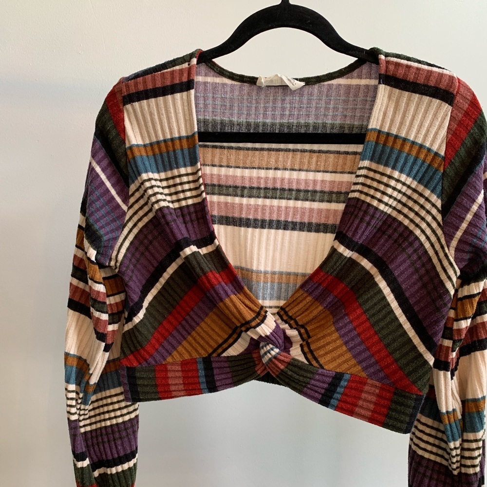 90’s Style Cropped Long Sleeve Top Medium